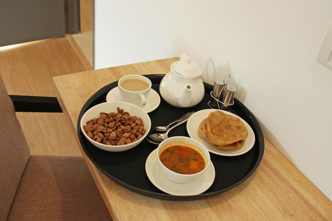 Oyo 12446 Shree Sai Guest House Allāhābād Junction Екстериор снимка
